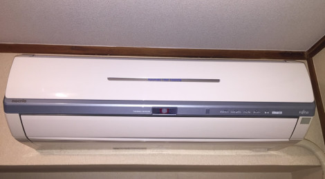 エアコンでの暖房をやめてこたつにしたら冬の電気代が劇的に下がった話