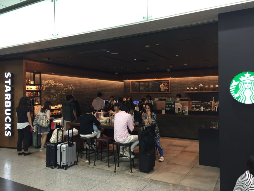 スタバ新大阪リニューアル後