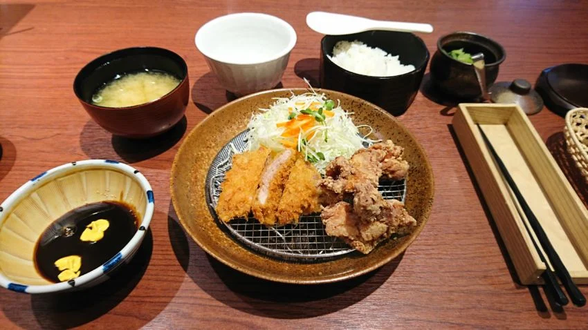 ロース唐揚げ定食