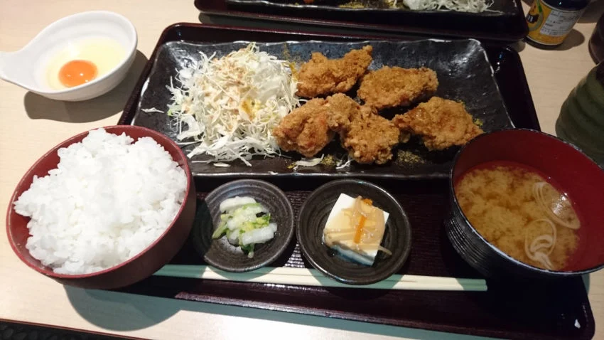 鶏スパイシーもも唐揚膳